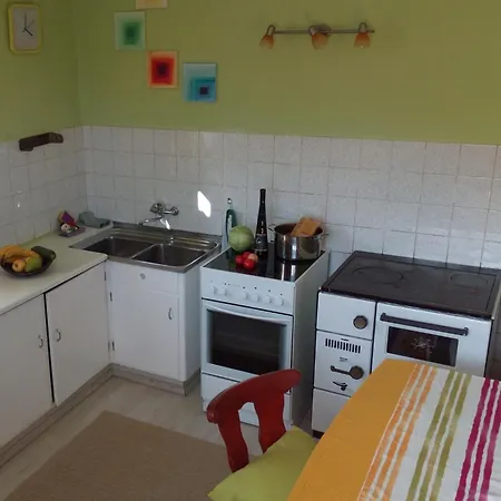2 Gassner In By Interhome Apartmán Navis